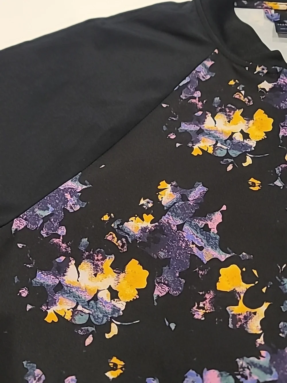 Sketchers Floral Full Zipper Jacket Black Medium